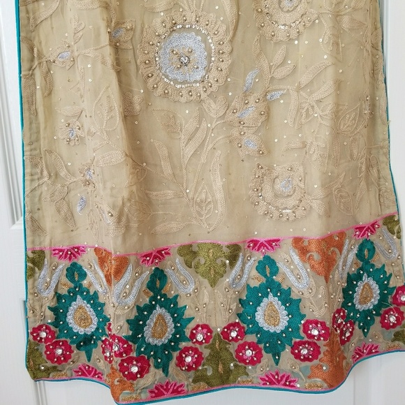 FINAL PRICE Pakistani embroidered fancy 3 pc chiffon suit - Picture 3 of 9